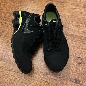 Women’s Nike Shox Deliver size 7.5